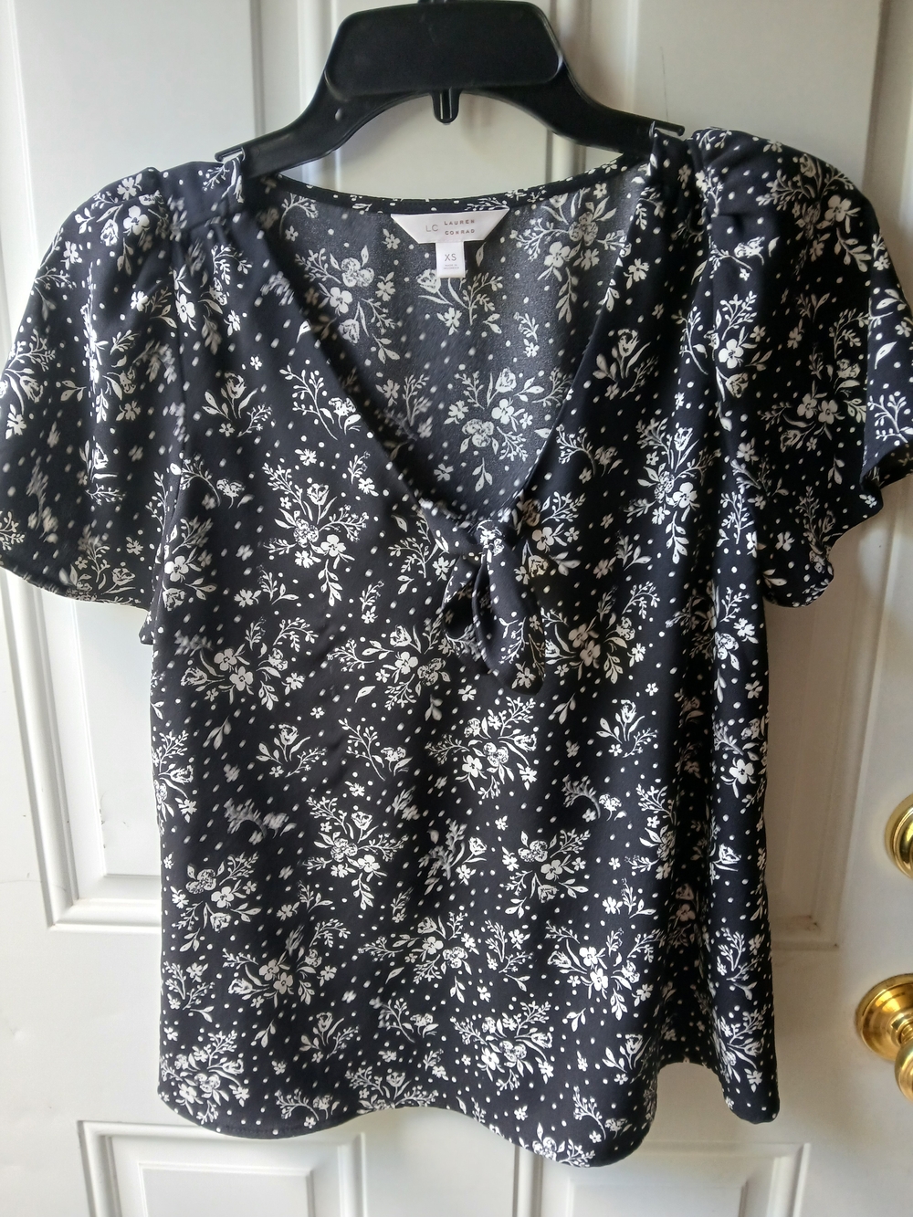 LC Lauren Conrad Black Floral Tie-Front Blouse